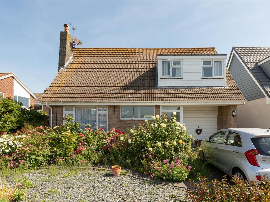 3 bed property for sale in Grenham Road, Birchington CT7 Zoopla
