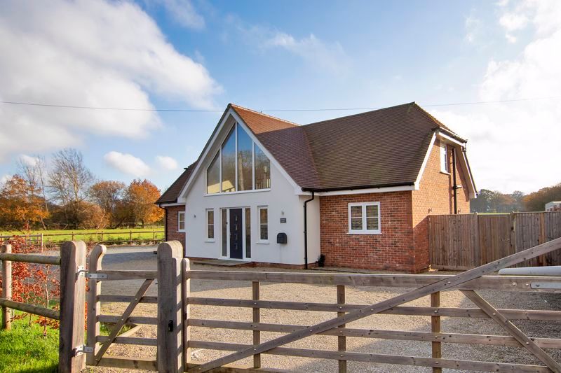 4 bed detached house for sale in Stocks Green Road, Hildenborough