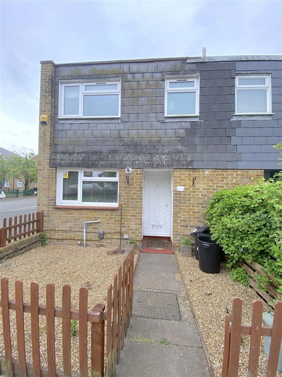 3 bed end terrace house to rent in Greatfields Drive, Uxbridge UB8 Zoopla