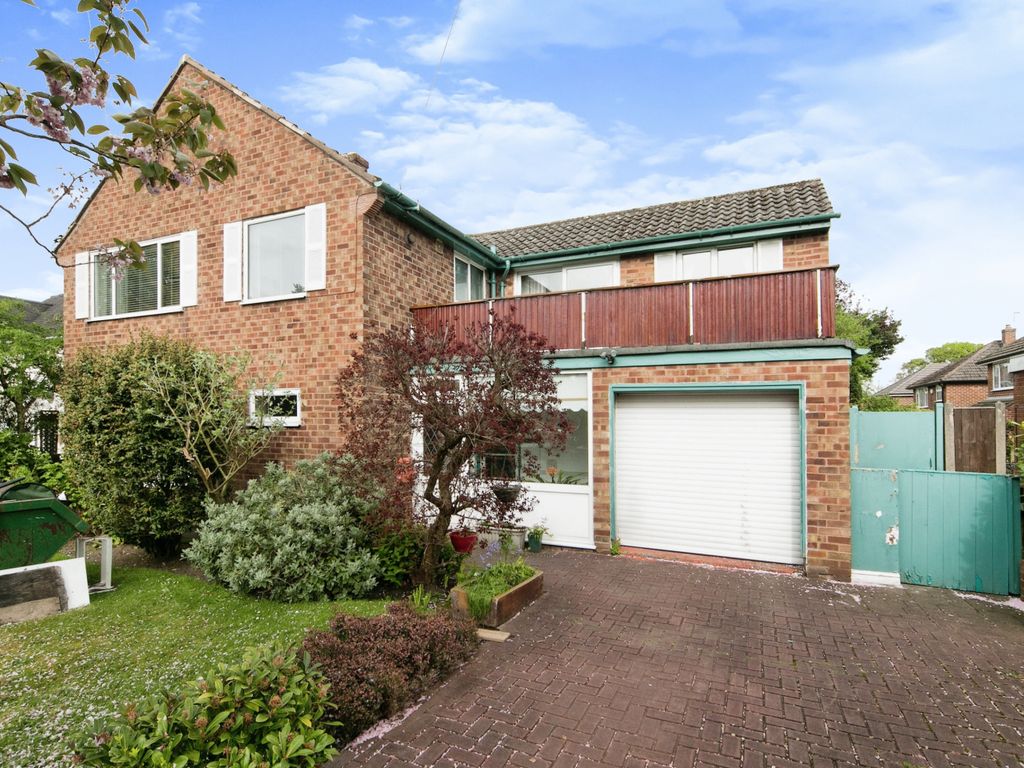 4 bed detached house for sale in Mount Road, Higher Bebington, Wirral