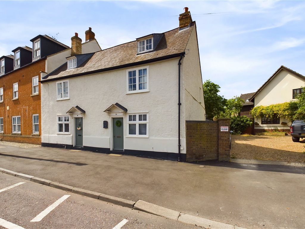 2 bed end terrace house for sale in Sun Street, Biggleswade