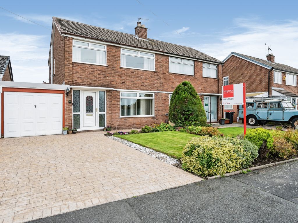 3 bed semidetached house for sale in Falmouth Drive, Penketh