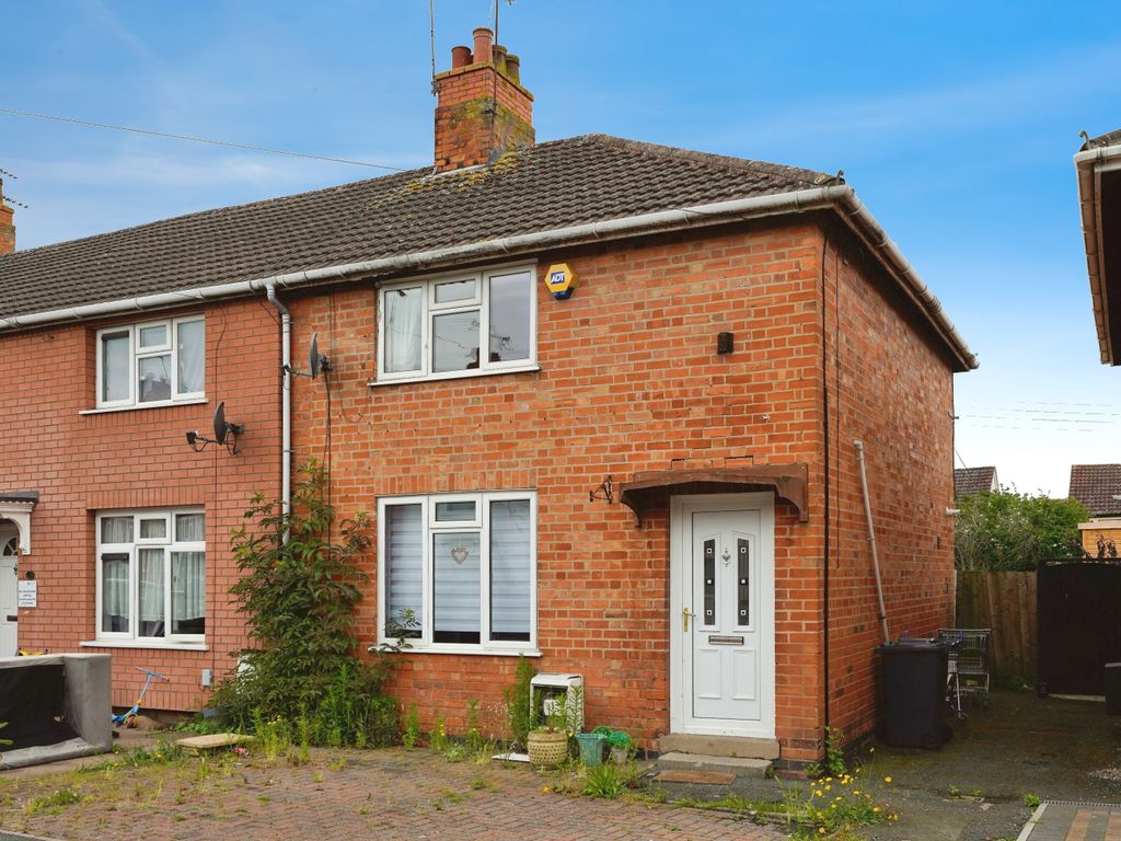3 bed semidetached house for sale in Edward Street, Evesham