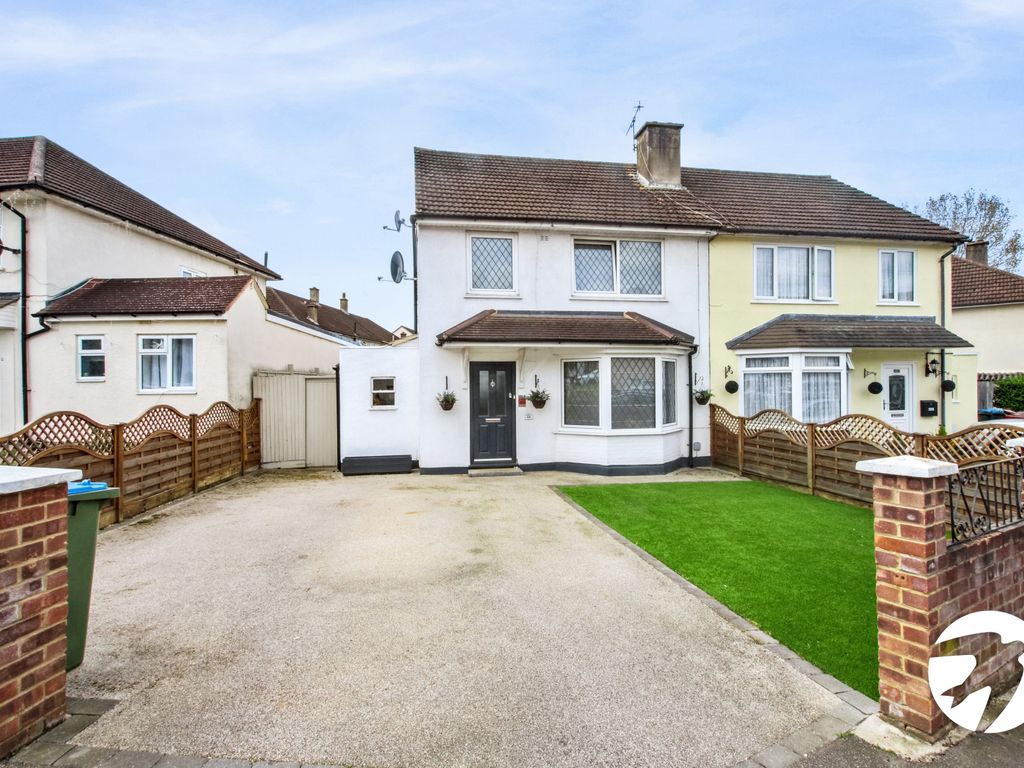 3 bed semidetached house for sale in Woodcroft, London SE9 Zoopla