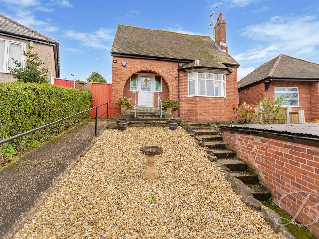 2 bed detached bungalow for sale in Pecks Hill, Mansfield NG18 Zoopla