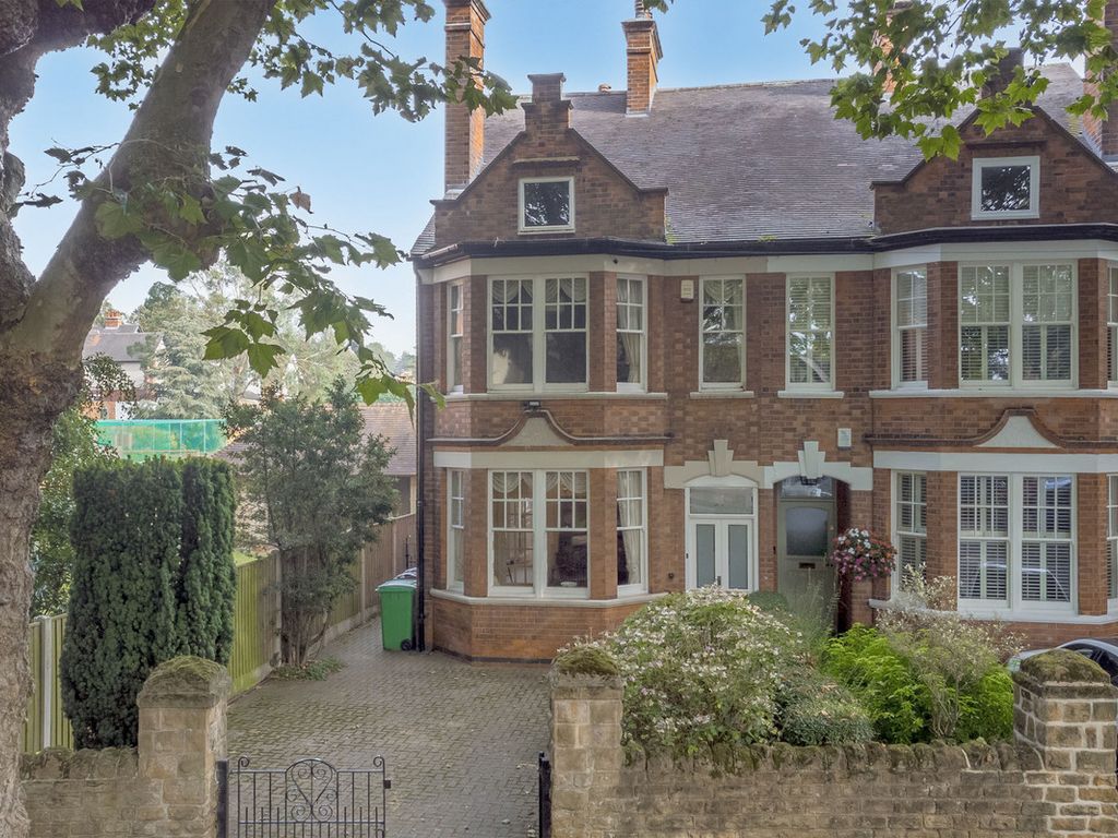 5 bed semidetached house for sale in Tavistock Drive, Mapperley Park