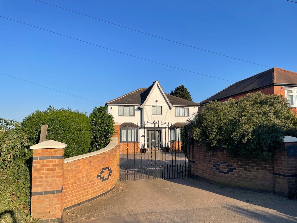 4 bed detached house for sale in Stainforth Road, Barnby Dun, Doncaster