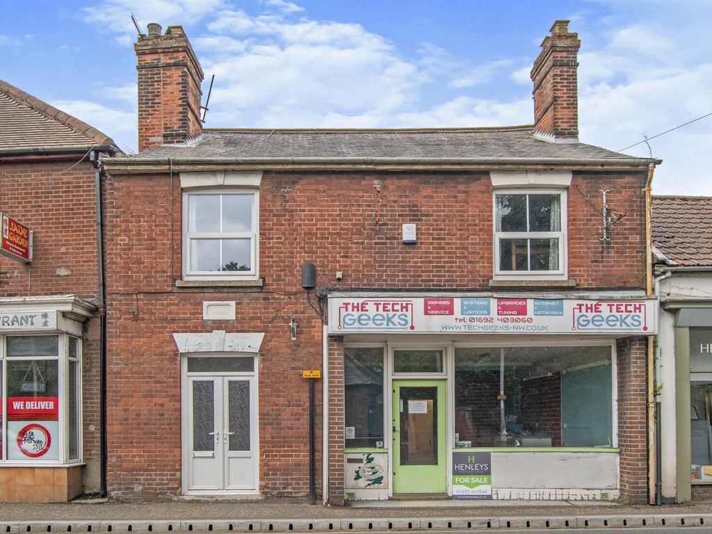 2 bed terraced house for sale in Norwich Road, North Walsham NR28 Zoopla