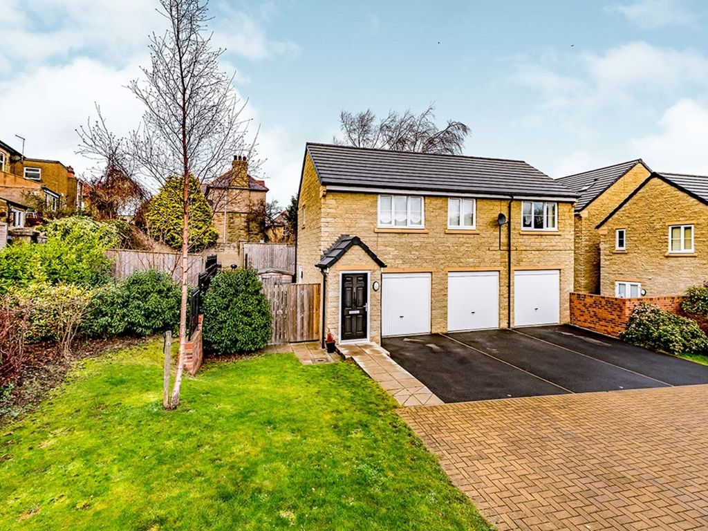 2 bed flat to rent in Ellen Crescent, Ryton, Tyne And Wear NE40 Zoopla