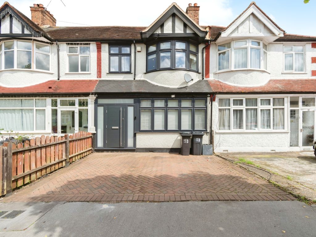 3 bed terraced house for sale in Limes Avenue, Croydon CR0, £595,000
