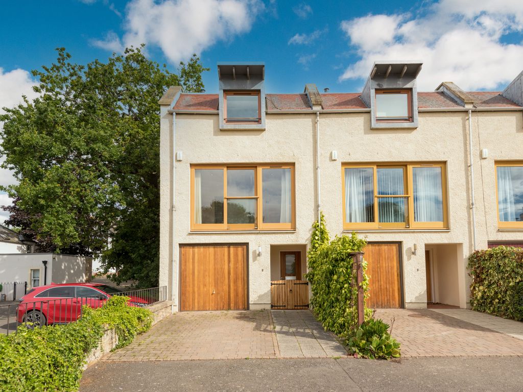 3 bed town house for sale in 1 Hopetoun View, Gullane, East Lothian