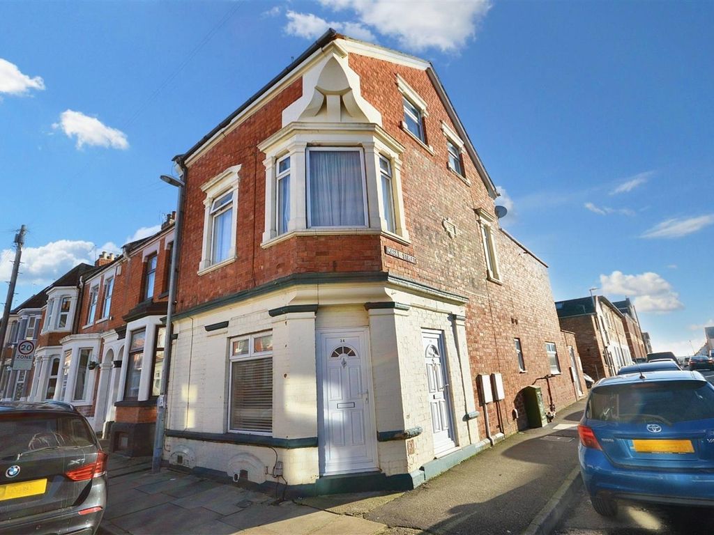 1 bed flat to rent in Derby Road, Abington, Northampton NN1, £875 pcm