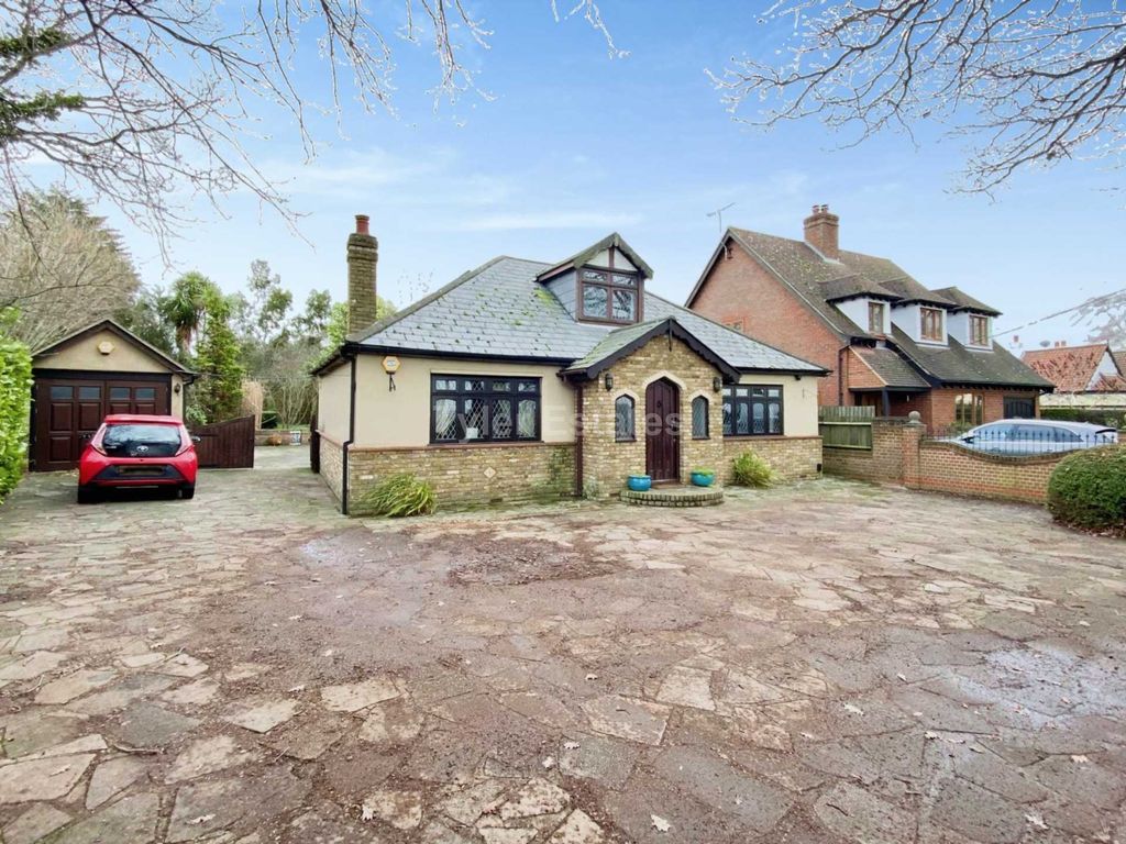 4 bed detached house for sale in Rectory Road, Little Burstead CM12