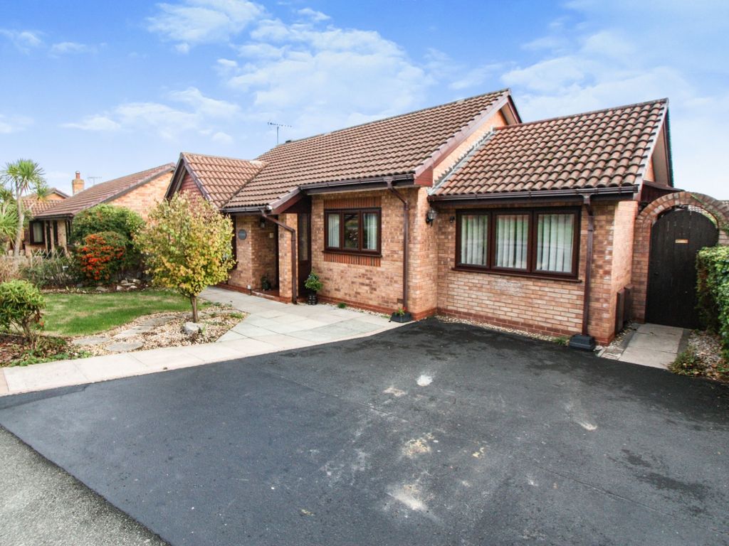 3 bed bungalow for sale in Ffordd Tan'r Allt, Abergele, Conwy LL22 Zoopla