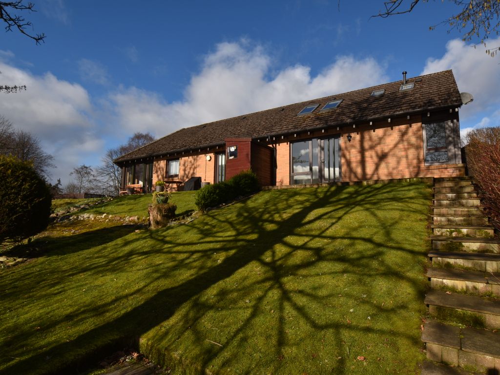 2 bed end terrace house for sale in Aldour Gardens, Pitlochry PH16 Zoopla