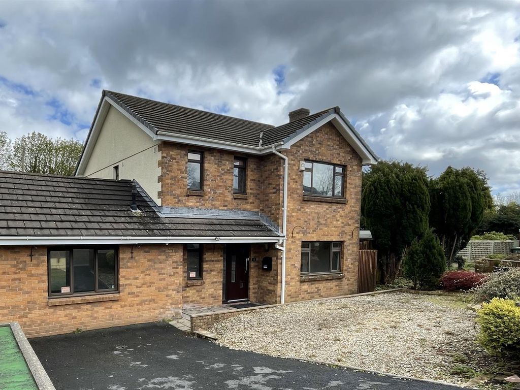 4 bed detached house for sale in Parc Y Llan, Llandybie, Ammanford SA18
