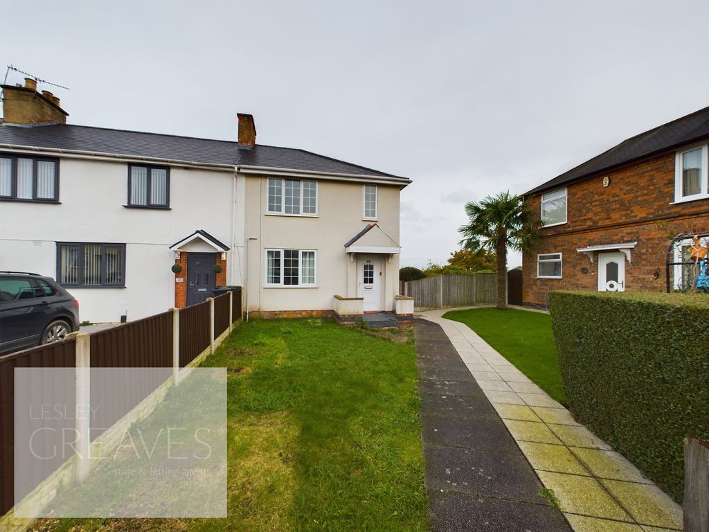 3 bed end terrace house for sale in Dale Avenue, Carlton, Nottingham
