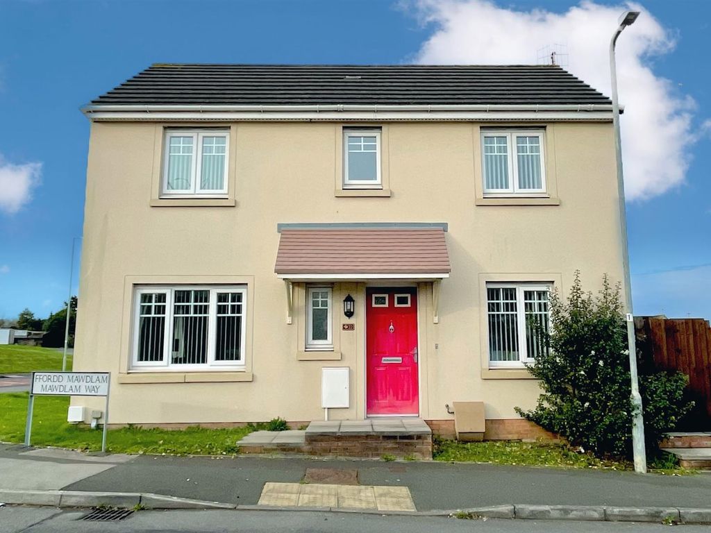 3 bed detached house for sale in Mawdlam Way, North Cornelly, Bridgend CF33, £230,000 Zoopla