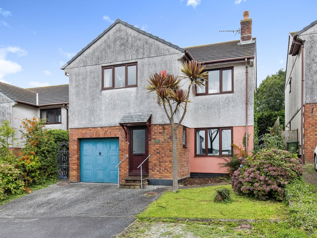 4 bed detached house for sale in Creakavose Park, St. Stephen, St. Austell, Cornwall PL26, £