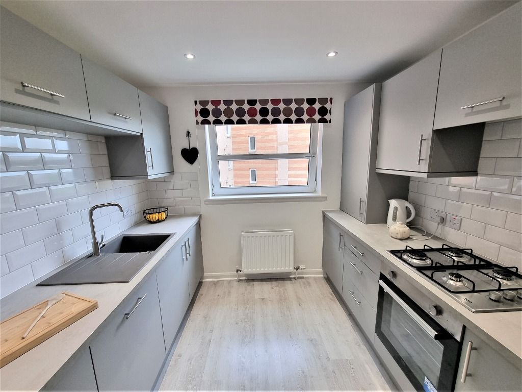 3 bed flat to rent in Bannermill Place, City Centre, Aberdeen AB24 Zoopla