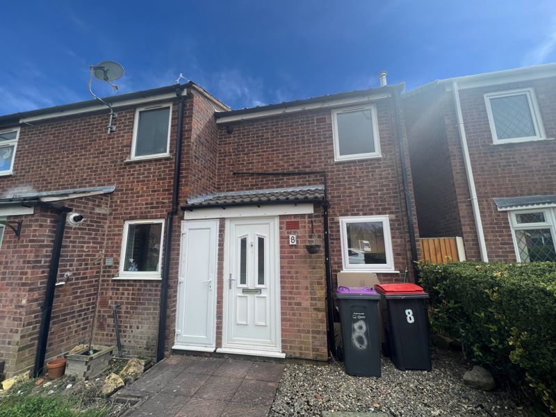 2 bed terraced house to rent in White Horse Close, Dawley, Telford TF4