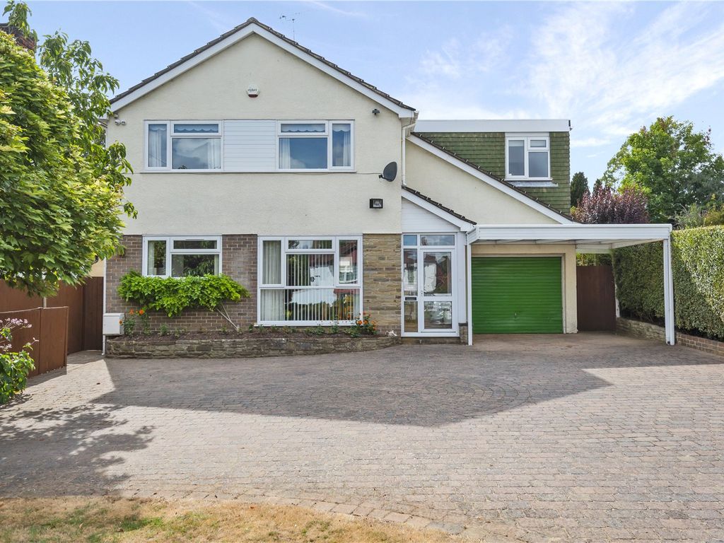 4 bed detached house for sale in Woodcote Grove Road, Coulsdon CR5 Zoopla