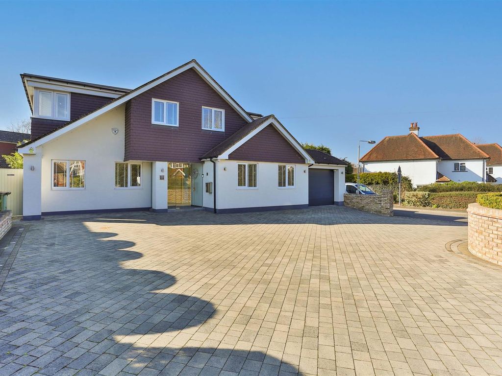 4 bed detached house for sale in Sandy Lane, South Cheam SM2 Zoopla