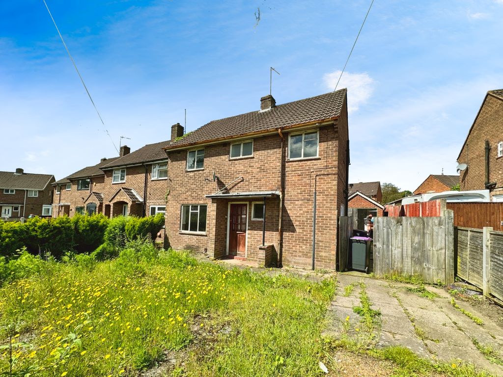 3 bed semidetached house for sale in Springfield Close, Dawley, Telford TF4, £150,000 Zoopla