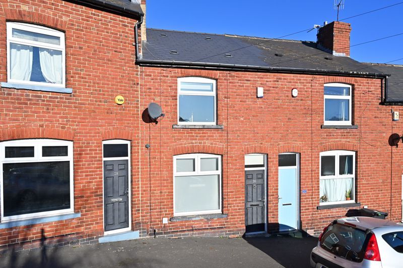 2 bed terraced house to rent in Newent Lane, Sheffield S10, £875 pcm
