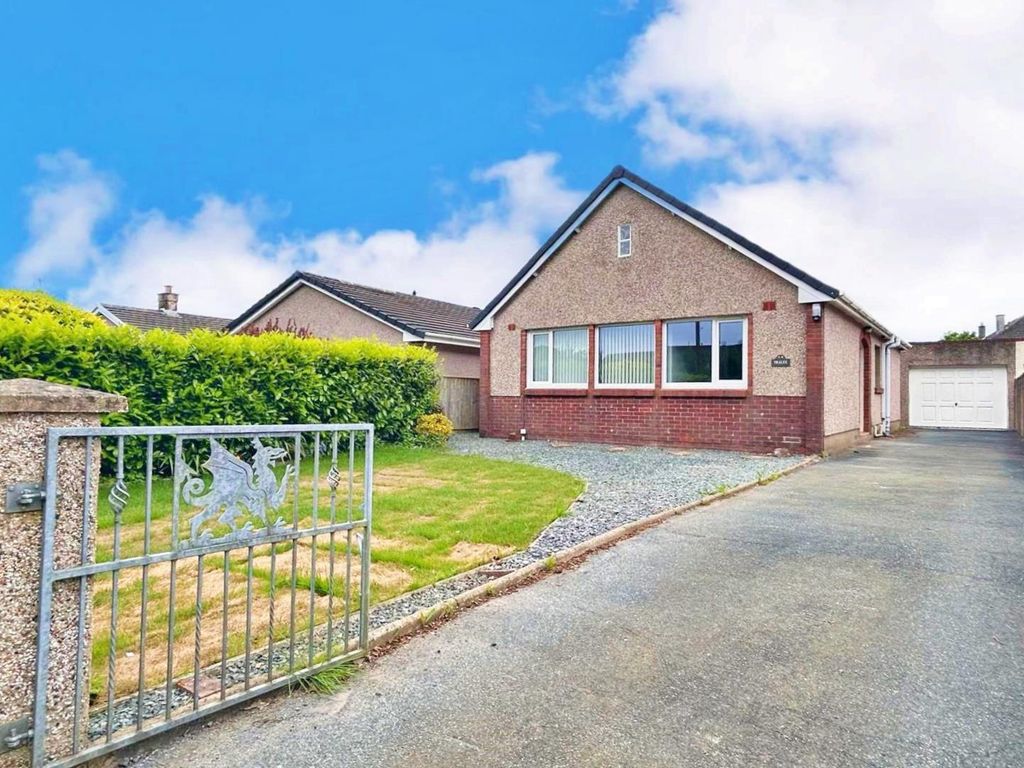 2 bed detached bungalow for sale in Cardigan Road, Haverfordwest SA61