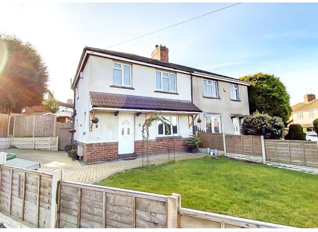 3 bed semidetached house for sale in Elwell Crescent, Dudley, West