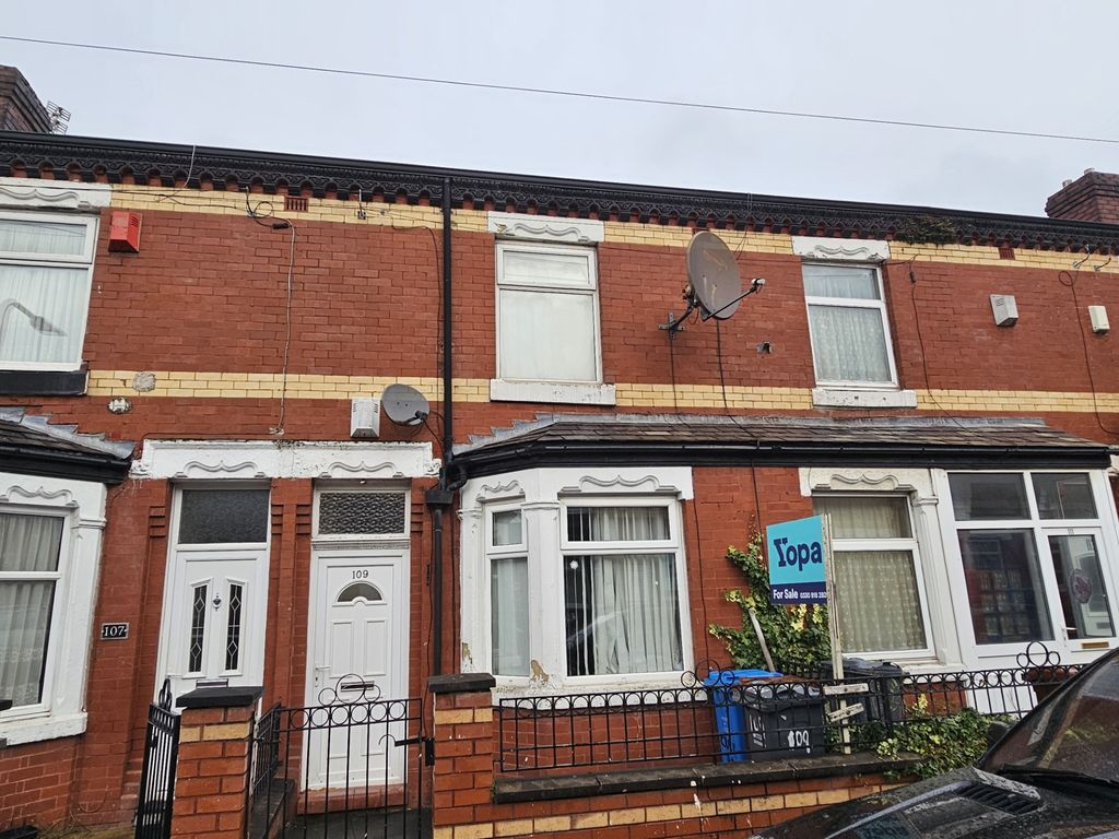 2 bed terraced house for sale in Craig Road, Gorton, Manchester M18, £