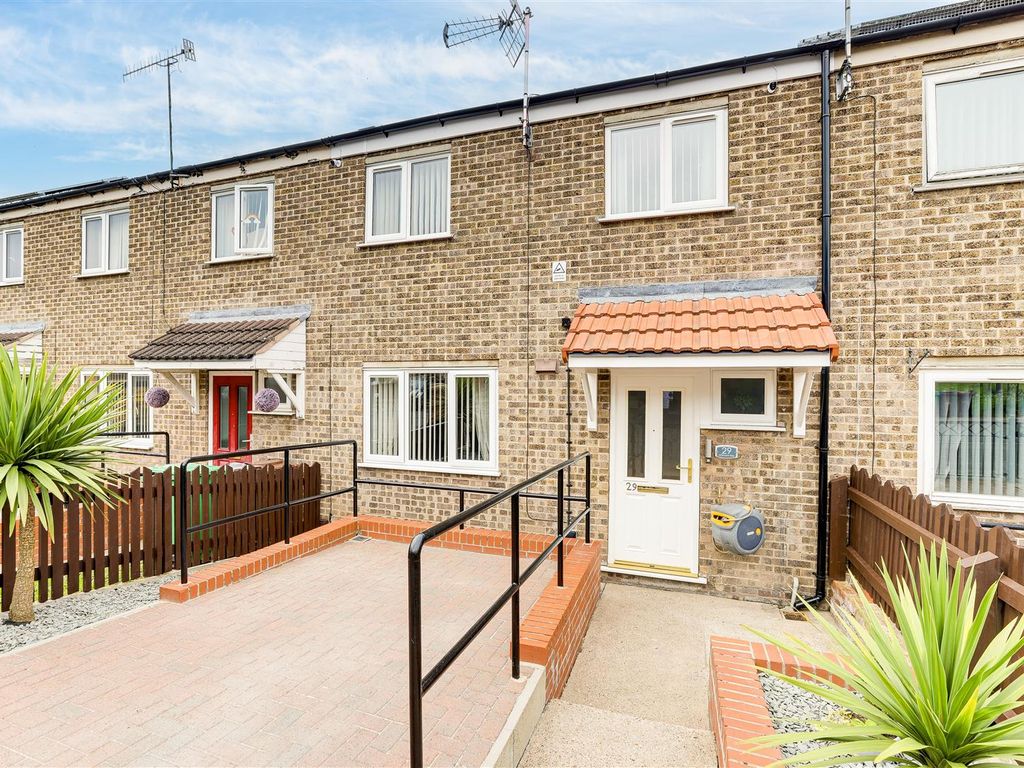3 bed terraced house for sale in Whitworth Rise, Top Valley
