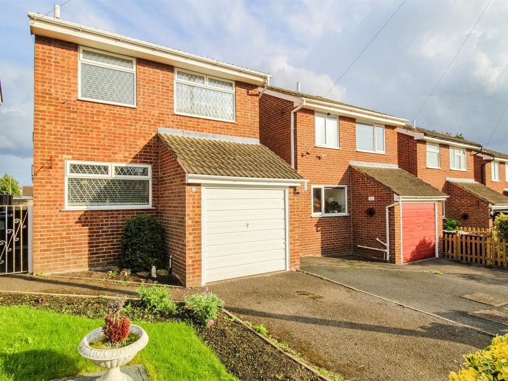 3 bed detached house for sale in Brayshaw Road, East Ardsley, Wakefield