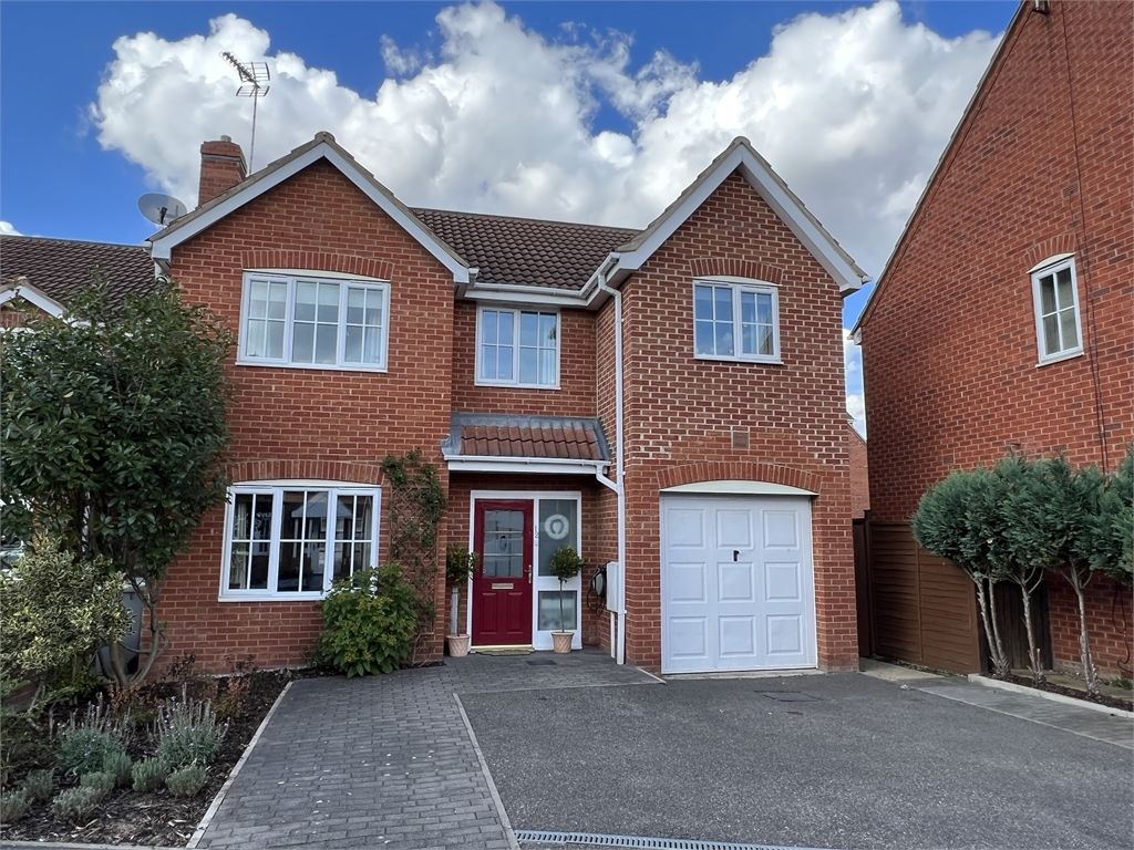 4 bed detached house for sale in Stirling Drive, Coddington, Newark