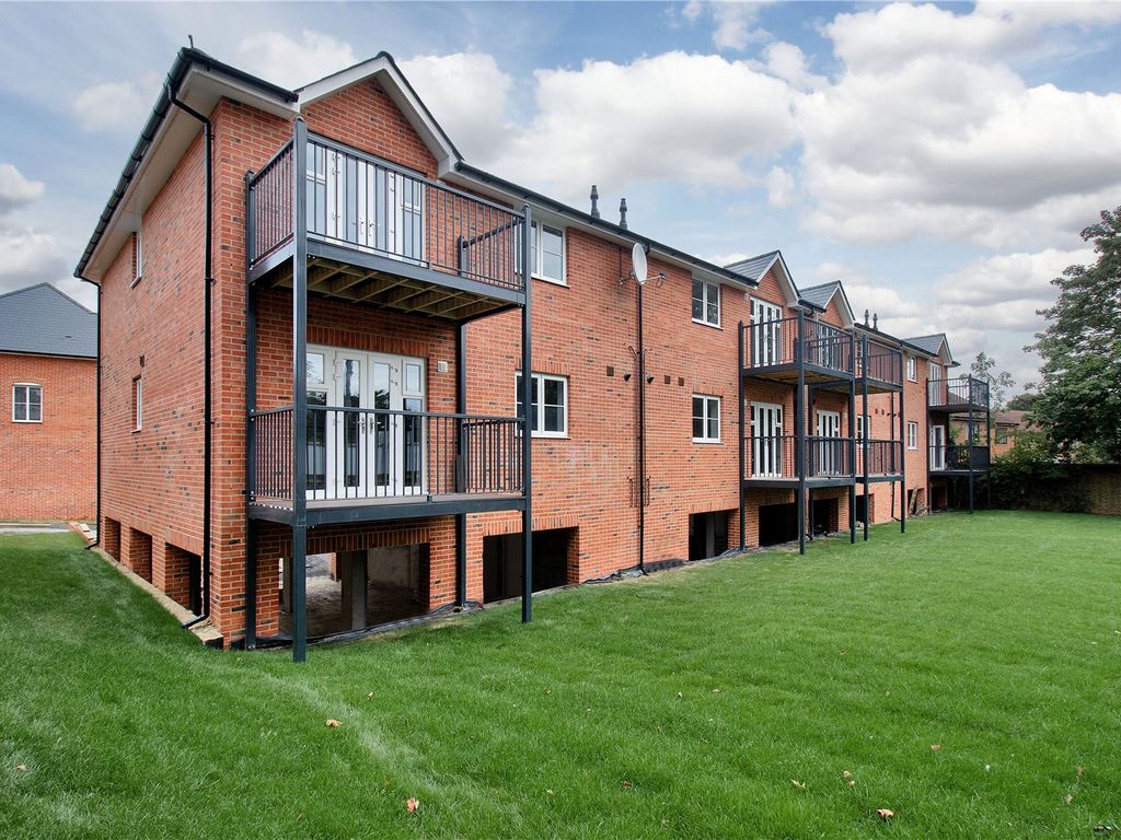 New home, 2 bed flat for sale in Flat 7 Danes Court, 40 Hengist Drive