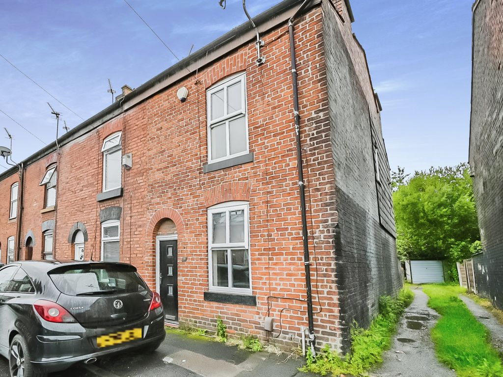 2 bed end terrace house for sale in Ellesmere Street, Swinton
