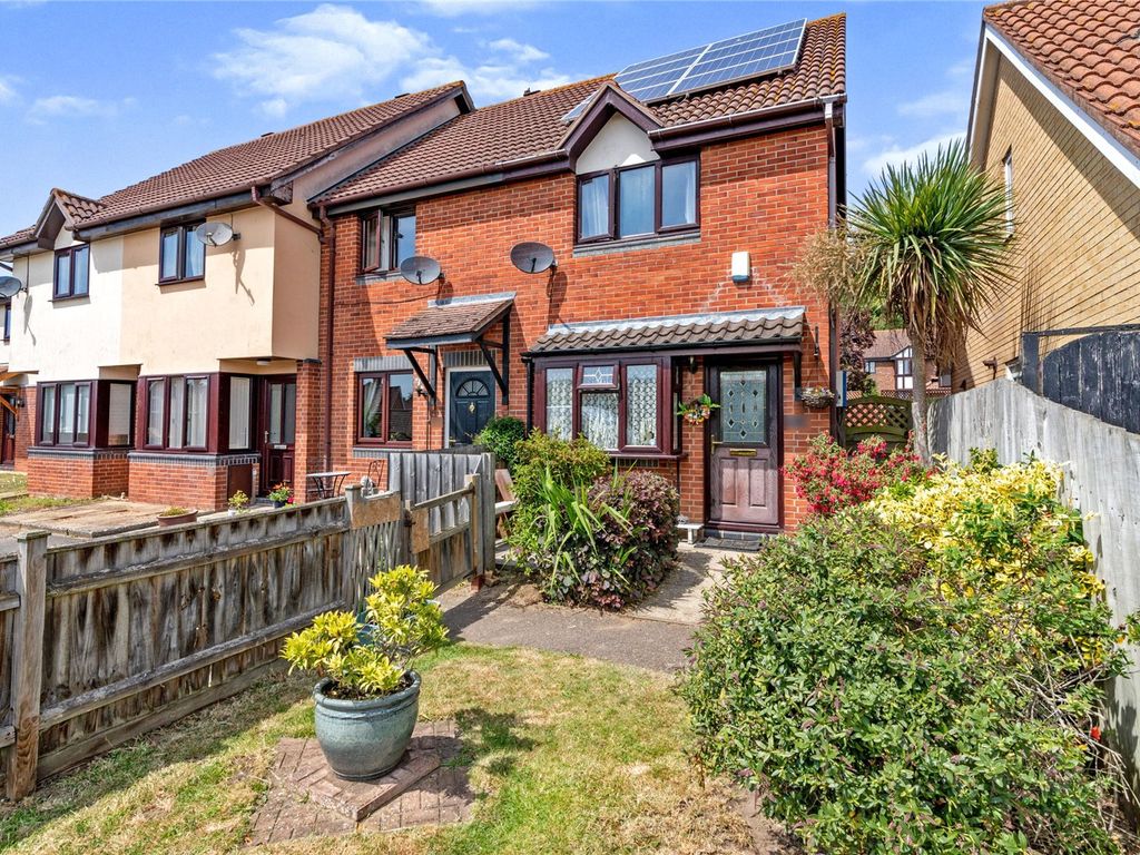 2 bed end terrace house for sale in Brook Farm Road, Saxmundham
