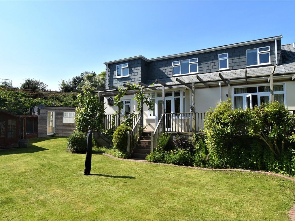 3 bed detached house for sale in Par Green, Par, Cornwall PL24, £