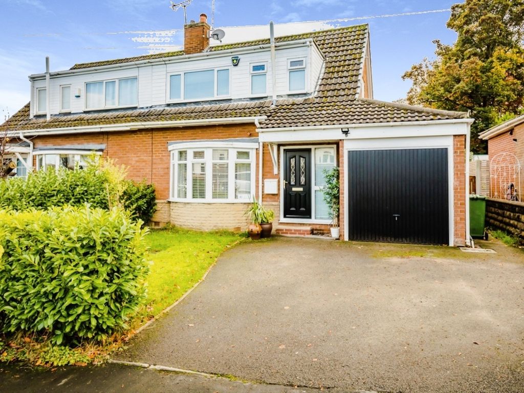 4 bed semidetached house for sale in The Spinney, Wakefield WF2 Zoopla