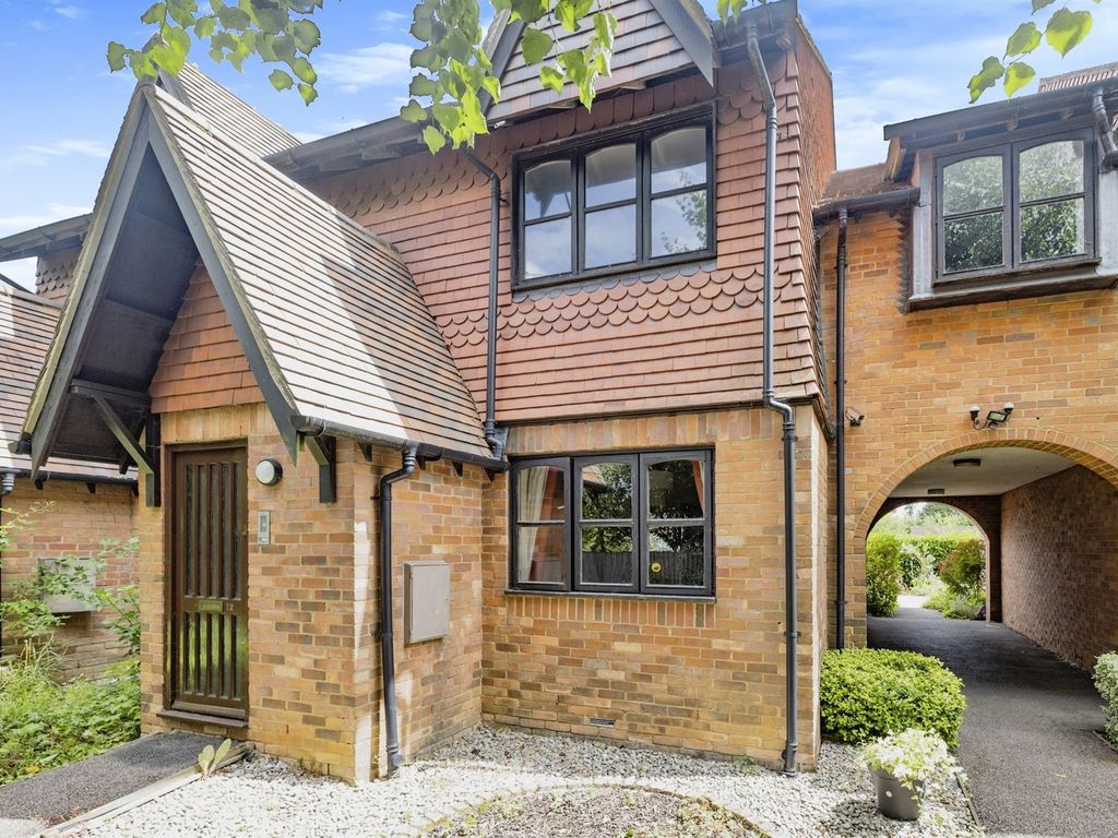 2 bed for sale in Church Walk, Bushey WD23 Zoopla