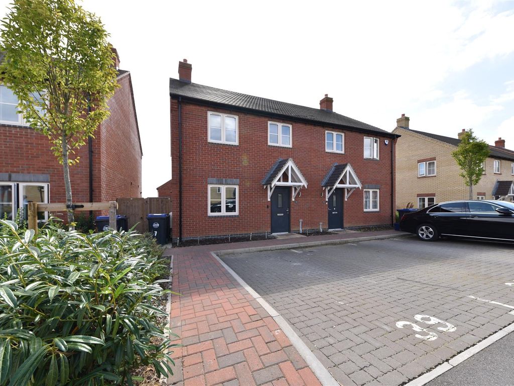 3 bed semidetached house for sale in Wallace Green Way, Walkern, Stevenage SG2, £485,000 Zoopla