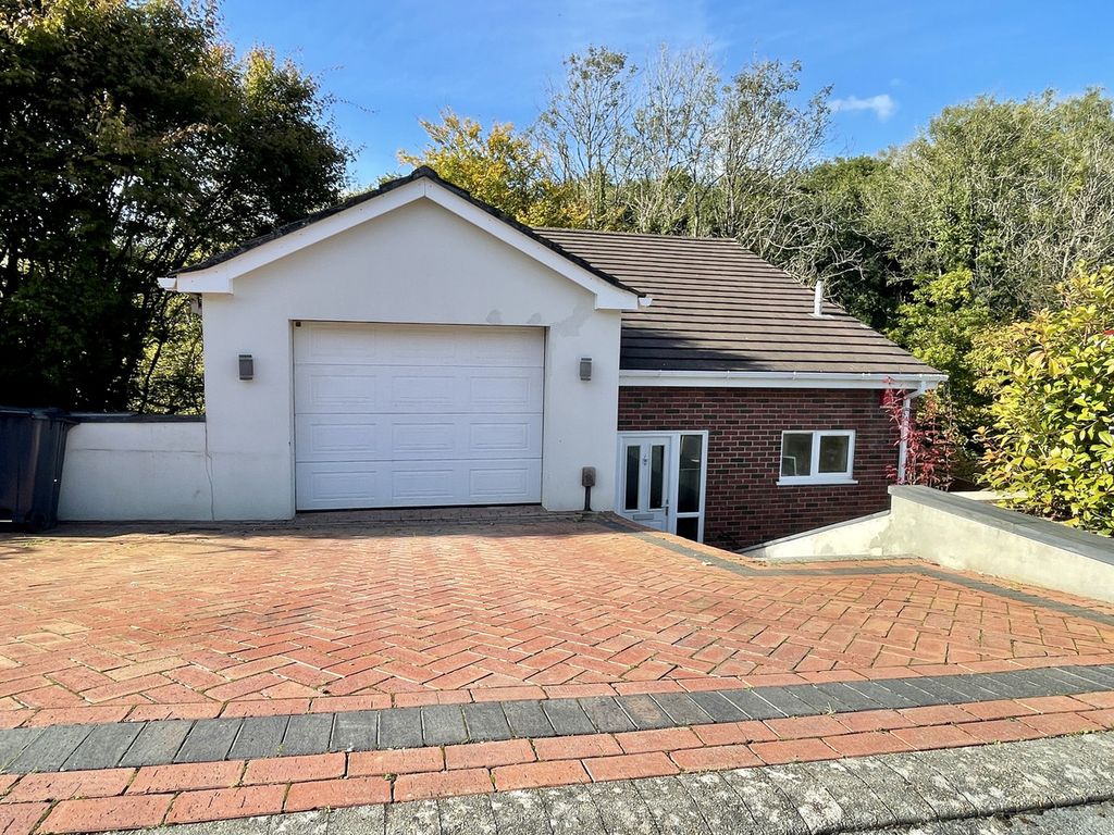Barningham Gardens, Birdcage Farm, Plymouth PL6  