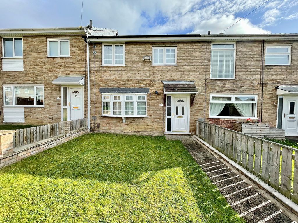3 bed terraced house for sale in Hartside, Lemington, Newcastle Upon