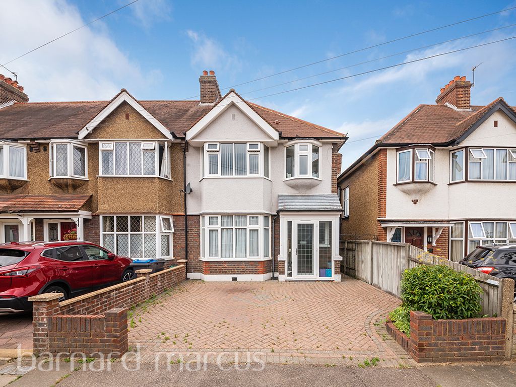 3 bed terraced house for sale in Westcroft Gardens, Morden SM4 Zoopla