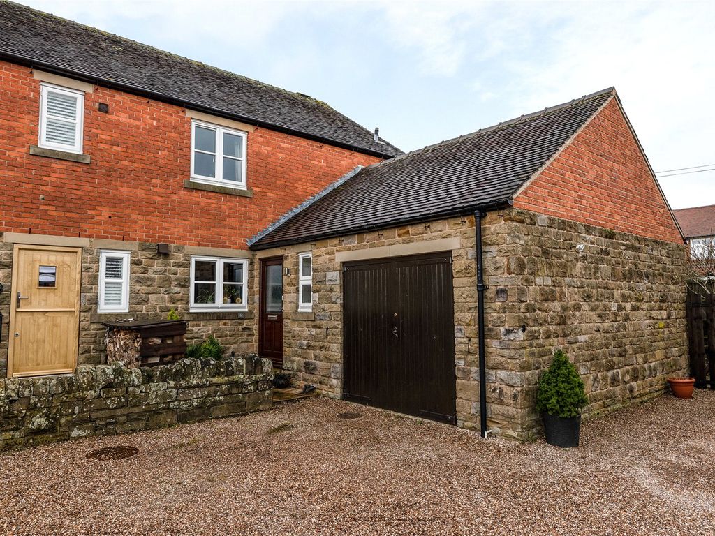 3 bed semidetached house for sale in Laund Farm Mews, Belper