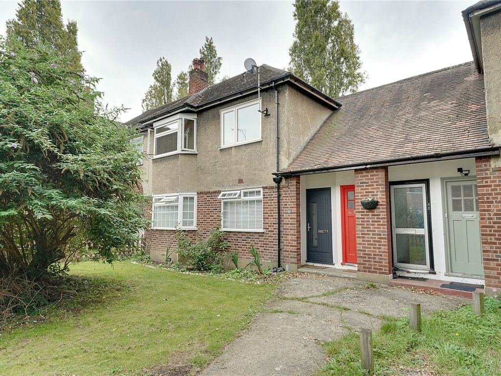 2 bed for sale in Beresford Gardens, Enfield EN1, £350,000 Zoopla