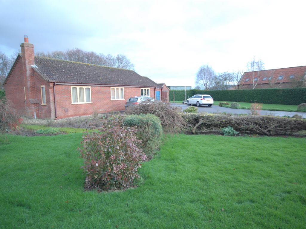 2 bed detached bungalow for sale in Marsh Lane, North Somercotes, Louth