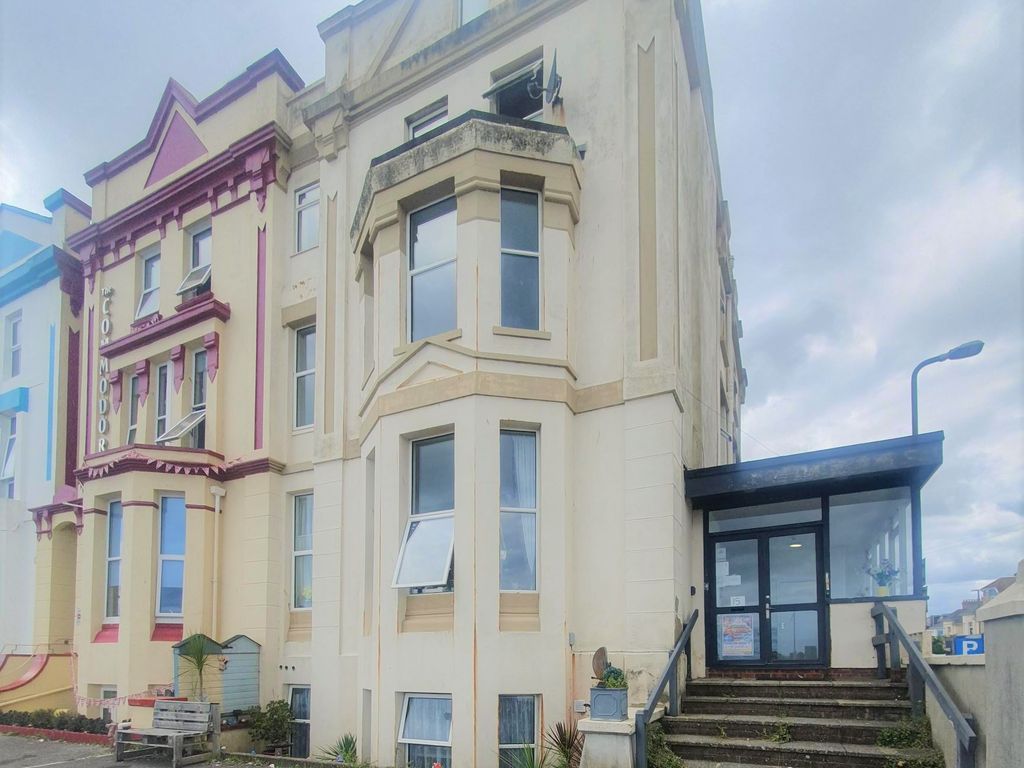 1 bed flat to rent in Esplanade Road, Paignton TQ4, £725 pcm Zoopla