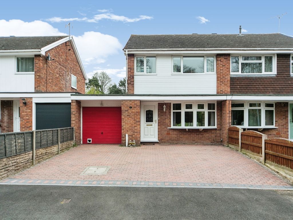 3 bed semidetached house for sale in Dane Close, Gwersyllt, Wrexham